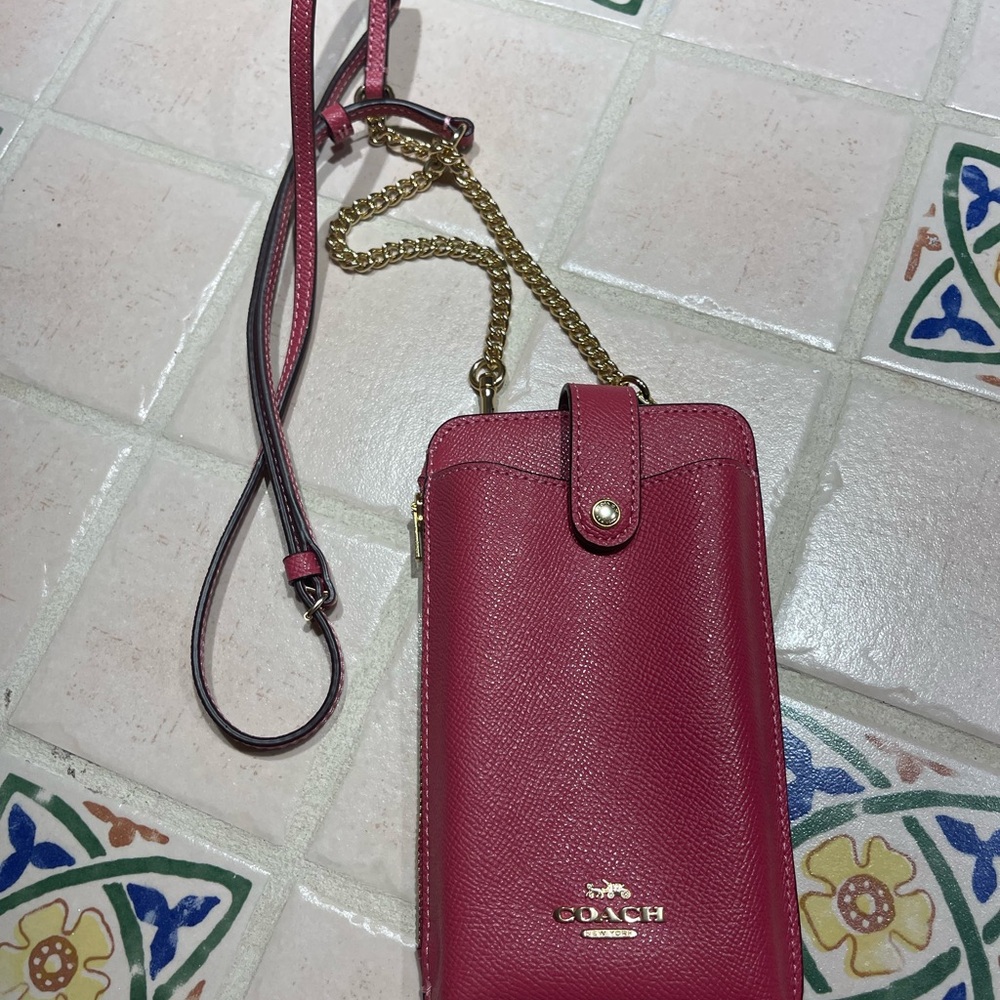 Crossbody phone bag NEW!!! COACH